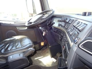 Volvo FH 520 - CAMION CON CAJA ABIERTA