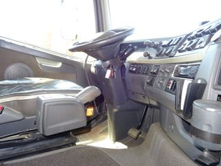 Volvo FH 520 - CAMION CON CAJA ABIERTA