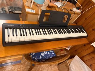 Roland FP-10 Piano Digital