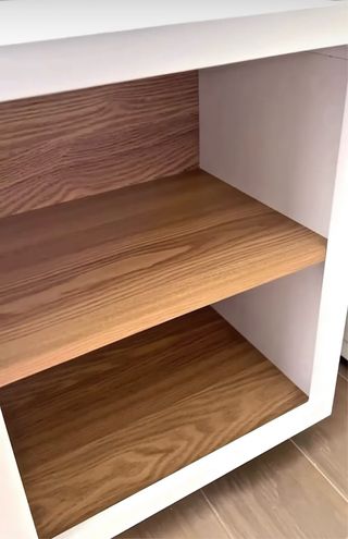 Mesita de noche moderna