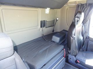 Scania G 480 - CAMION CON PLATAFORMA