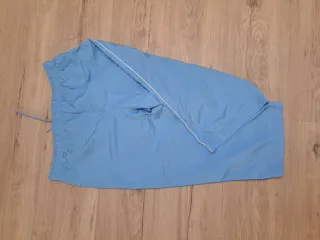 Pantalones Capri Azules