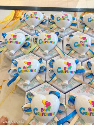 Bomboniera palloncino ceramica con portaconfetti