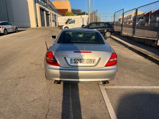 Mercedes-Benz SLK 200K AUT 2008 ETIQUETA C