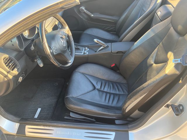 Mercedes-Benz SLK 200K AUT 2008 ETIQUETA C