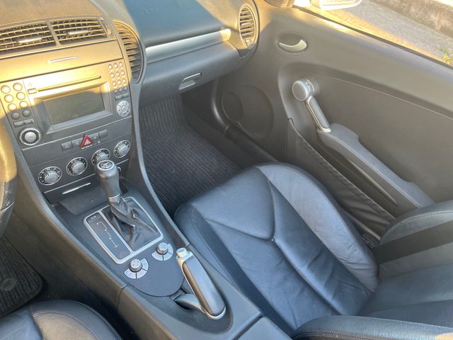 Mercedes-Benz SLK 200K AUT 2008 ETIQUETA C