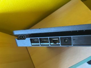 PlayStation 4 slim 500gb