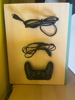 PlayStation 4 slim 500gb