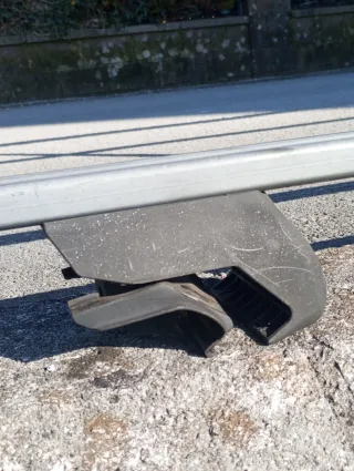 Barras universales de techo para baca.