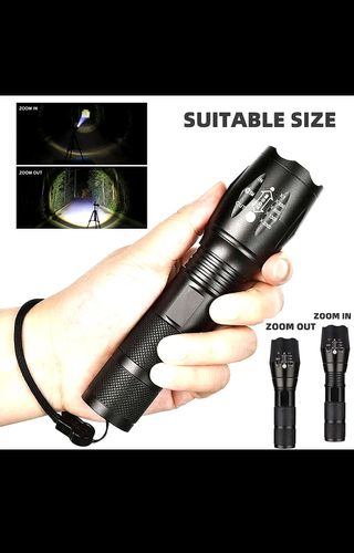 Linterna LED. Metálica, Nueva.