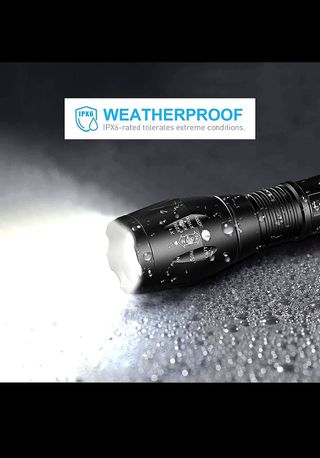 Linterna LED. Metálica, Nueva.