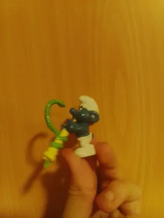 Pitufo con serpiente PVC no toxico