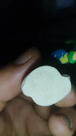 Pitufo con serpiente PVC no toxico