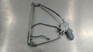 ELEVALUNAS DELANTERO DERECHO AUDI 200 (447) 44383