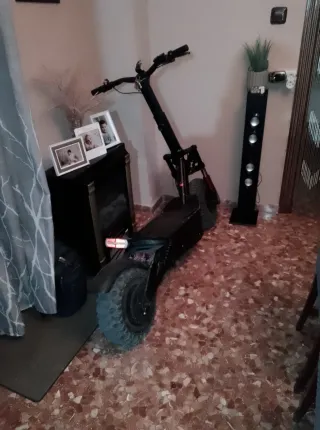 Patinete eléctrico todoterreno