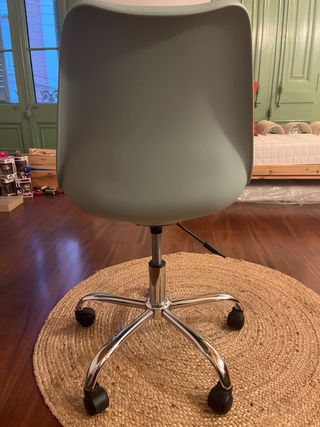 Silla de escritorio moderna