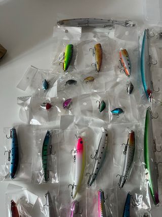 Lote 50 Señuelos Pesca Nuevos + Cajas
