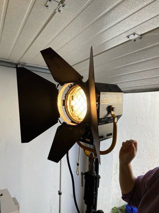 Foco Desisti Leonardo 310 + trípode desisti