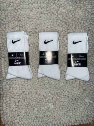 6 Calcetines Nike Blancos