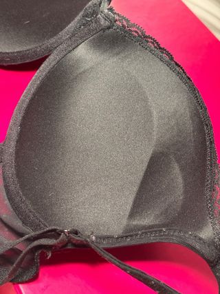 Sujetador Push Up negro con estampado de lunares