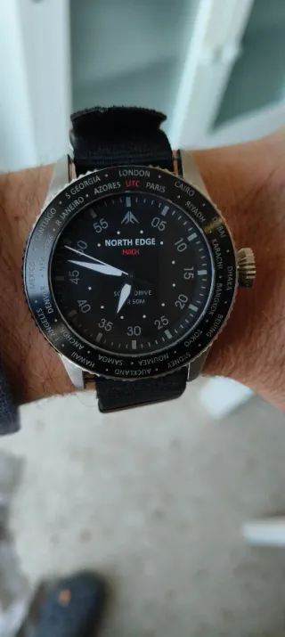 Reloj North Edge Mach SolarDrive.