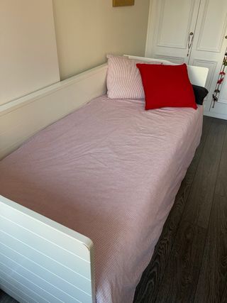 Cama nido Ikea Bygland con colchones