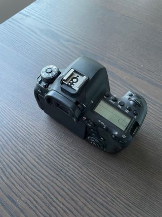 Canon EOS 6D Mark II Cámara DSLR