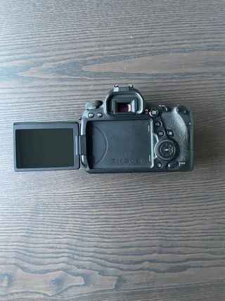 Canon EOS 6D Mark II Cámara DSLR