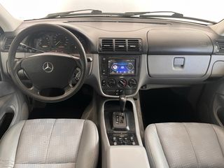 Mercedes-Benz Clase M 2001