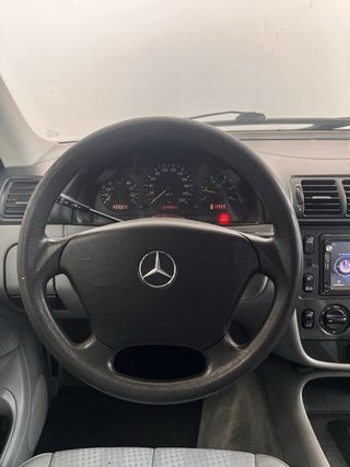 Mercedes-Benz Clase M 2001