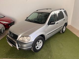 Mercedes-Benz Clase M 2001