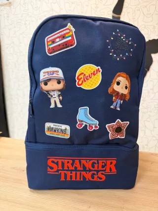 Mochila personalizada stranger things