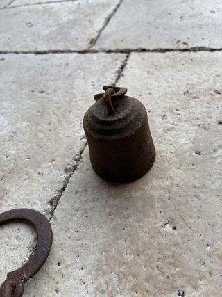 Balanza romana antigua de hierro