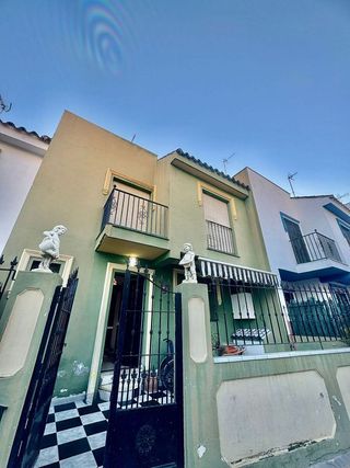 Casa adosada en venta en Los Boliches en Fuengirola