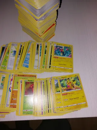Lote de cartas Pokémon