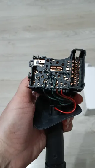 Mando intermitencia y luces Dacia.