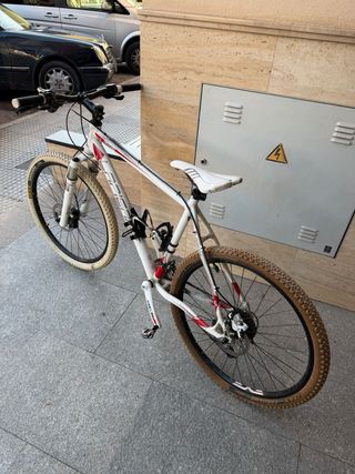 Bicicleta Lapierre XC 400 Blanca