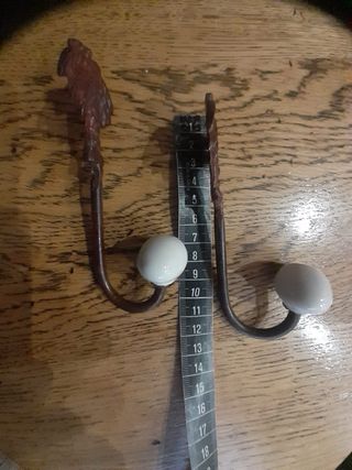 2 Colgadores Cerámica y Forja