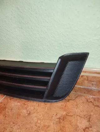 Rejilla Antiniebla Derecha Audi A3 8V