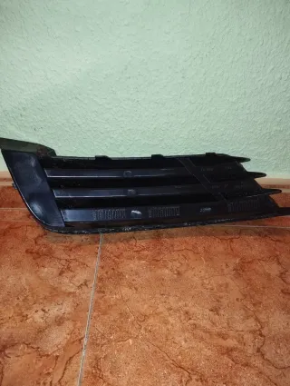 Rejilla Antiniebla Derecha Audi A3 8V