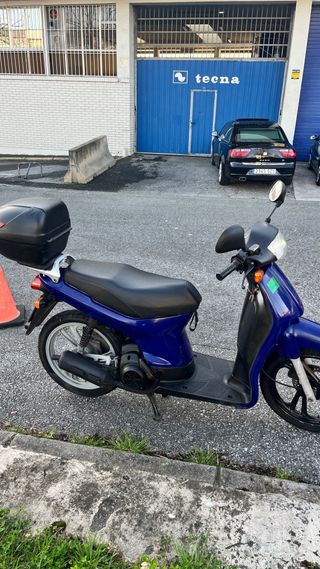 Honda scoopy (cambio por patín electrico)