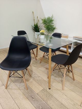 Mesa Cristal Templado + 4 sillas