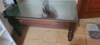 Mesa auxiliar madera y cristal