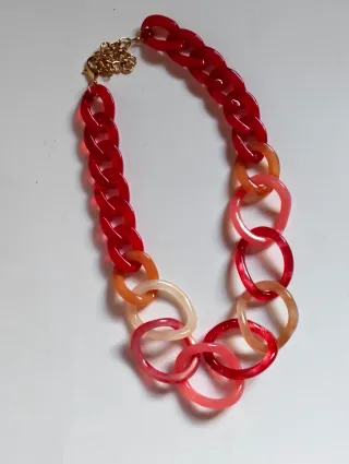 Collar maxi eslabones resina rojo beige nuevo
