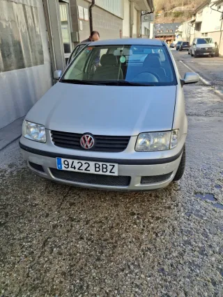 Volkswagen Polo año 2000