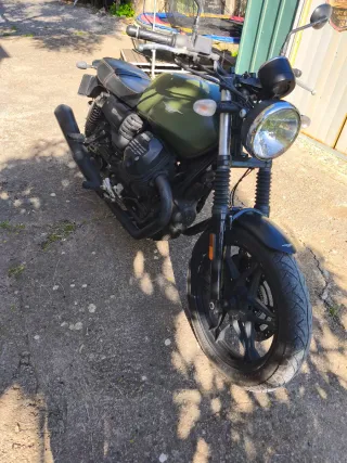 Moto guzzi V7 stone ||| 750c.c.