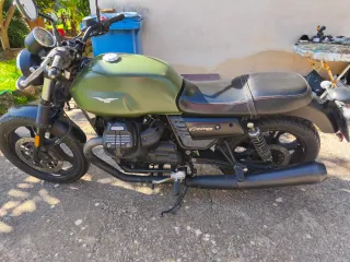 Moto guzzi V7 stone ||| 750c.c.