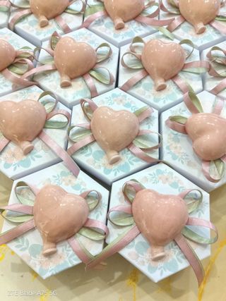 Bomboniera Capodimonte Cuore Tortora