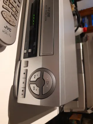 Reproductor de vídeo VHS JVC