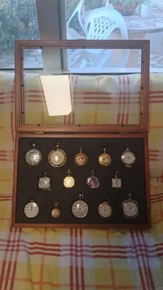 Colección de 13 relojes de bolsillo vintage